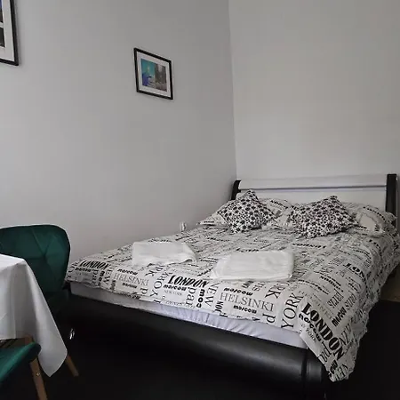 Strefa Zen Z Klimatem Przy Parku. *