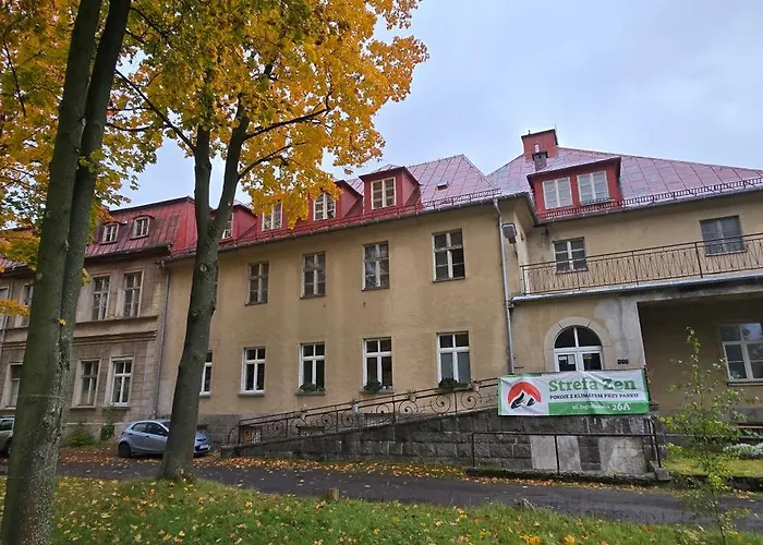 Strefa Zen Z Klimatem Przy Parku. * 耶莱尼亚古拉